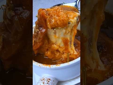 Classic French Onion Soup #shorts #shortsfeed #recipe #cooking #youtubeshorts #food #fallrecipe