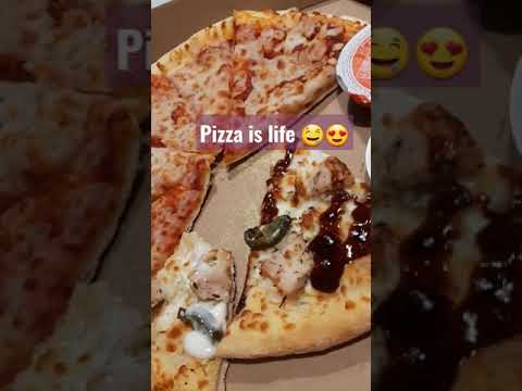 Pizza is life😍🤤