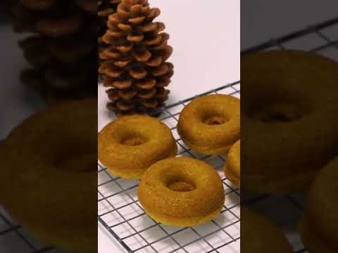 Pumpkin Spice Doughnuts