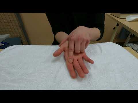 Hand injury exercise 5: Active isolated middle joint (PIPJ) bending and straightening