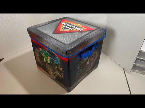 How to fold the Ultimate Arena Playmat (Monster Jam)