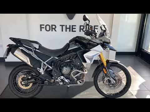 Triumph Tiger 900 Rally Pro Sapphire Black