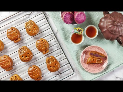 Mooncake Biscuits / Doll Mooncakes with Purple Sweet Potato Paste Filling 紫薯餡公仔餅 [My Lovely Recipes]