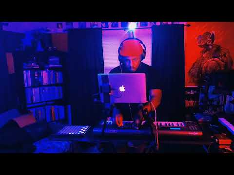 CRYSTAL VELVET | UK GARAGE/HOUSE (Home Studio DJ Set #1) [Live Performance]