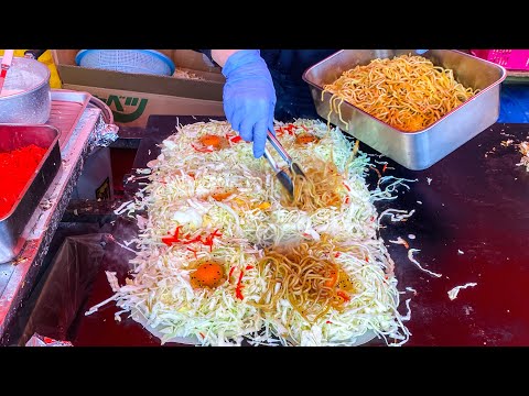 japanese street food - okonomiyaki お好み焼き hiroshima style