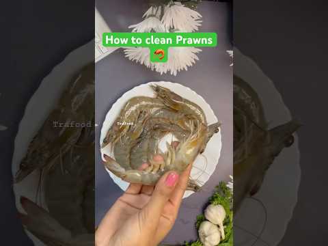 How to clean prawn’s. #prawns #cleaning #perfect #seafood #shrimp #kokan #cooking #reels #shorts