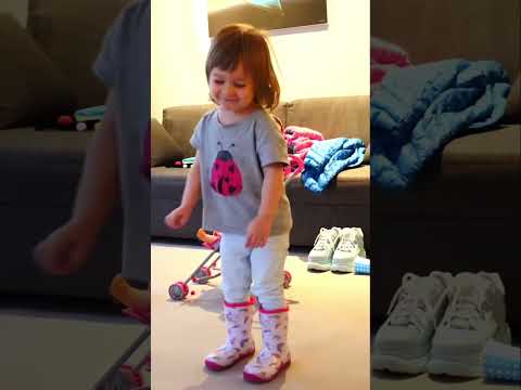 ☔Rain Boots for Baby Bianca & Baby Annabell Doll #videosforkids #funforkids #babydoll