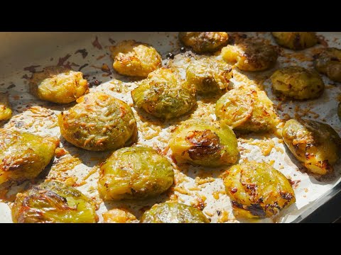 How To Prepare Oven Baked Cheesy Brussels Sprouts