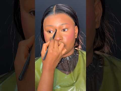 How to highlight the face #tutorial #viralvideo #makeuptutorial #youtubeshorts #makeuptips #makeup