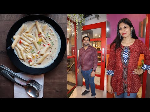 We enjoyed Sunday evening at New Poona Bakery Cafe | Pune Vlog | VlogGoals