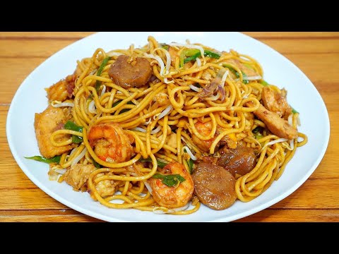 RESEP BAKMIE GORENG TERENAK YANG PERNAH AKU BIKIN. INI RESEP BAKMIE GORENG SPESIAL ALA CHINESE RESTO