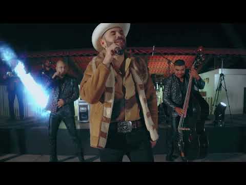 El Komander - El Chulo (En Vivo desde Mis Caballerizas)