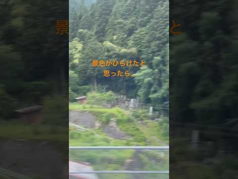 突如現れるピンクの駅！！！#鉄道 #鳥取県 #智頭急行