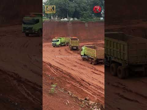 Hino Truck back and forth in the cliff excavation