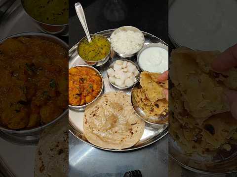 Aaj ke khane me  palak wali dal, rice soya sabji,tur dal puran poli roti aur dahi mooli ka salad 🥗