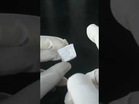 Explosive reaction between SODIUM METAL and ICE !!!