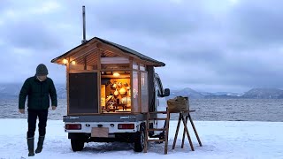 [Snow camping] Little Japanese truck camper by an extremely cold lake