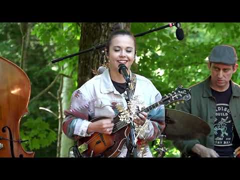 Sierra Hull  "What Do You Say?" 6/15/24 Billsville House Concerts