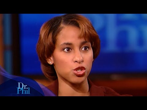 She Says Her Large Family Gatherings for the Holidays Are ‘A Lot of Work’ | Dr. Phil