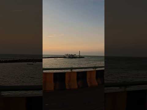 Haji Ali Mumbai #hajiali #hajialidargah #roadtrip #explore #travelvideo #travelshorts