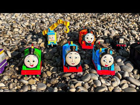 Looking for Thomas & Friends toys | Thomas The Train & Friends playing on the lake