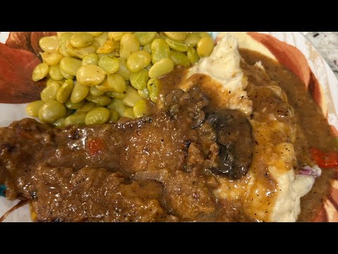 RASTA QUEEN $treasie1 is live! Cube Steak with Homemade Gravy, Mash Potatoes and Lima Beans