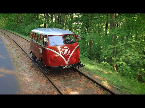 🚐😲 Is that really a VW Bulli on rails?