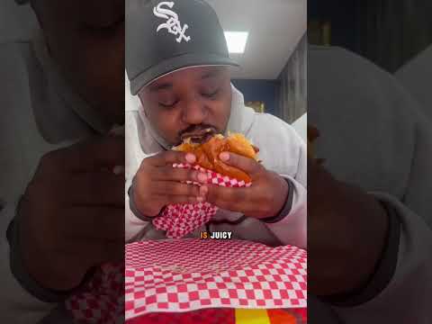 I tried the Halal Fried Chicken Sandwich with Beef Patty at Hangry Clucks | South Side Chicago