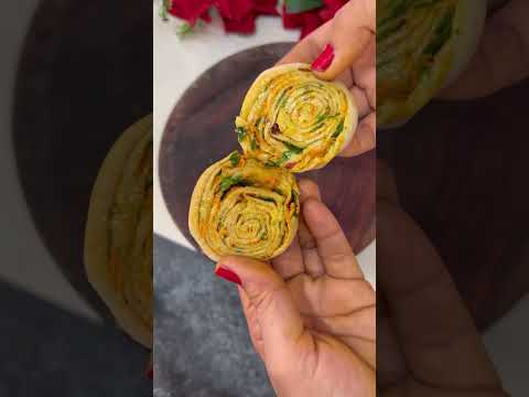 Turmeric paratha |#shorts #youtubeshorts #food #paratha #parathalovers #breakfastideas #viralshort