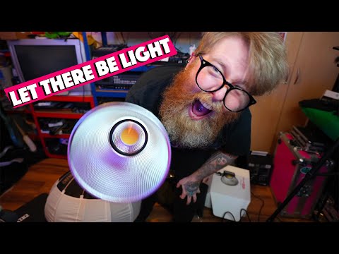 Upgrading my studio lighting // ZHIYUN Molus G200 + 65D Lantern Diffuser Unboxing