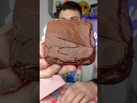 Double Fudge Brownie Crumbl Cookies Review! 😋 #crumblcookies #crumblreview