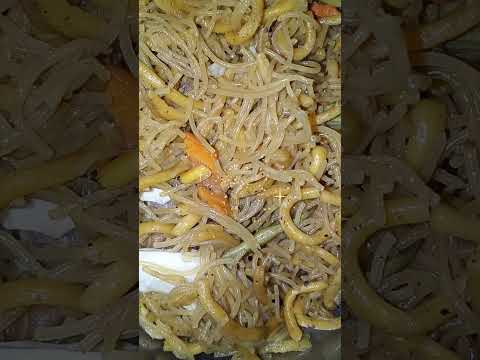 FILIPINO CUISINE | PINOY PANCIT BIHON | LUTONG BAHAY ❤️ #youtubeshorts #food #asiancuisine #shorts