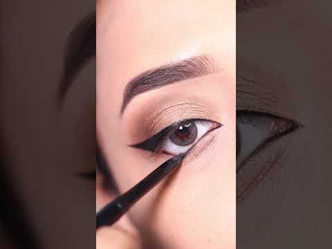 Easiest Eyeshadow Look with Eyeliner || Shilpa #shorts