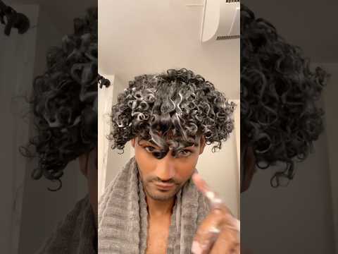 Vegan Product Making Curls Pop