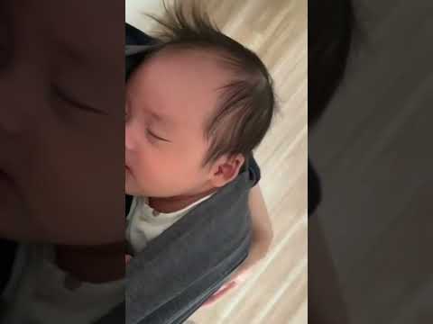 赤ちゃん　癒し　可愛い　居眠り　夢の中　baby sleeping 2