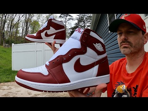 Jordan 1 High OG Artisanal Red “Team Red” - Classic Style for a BARGAIN!