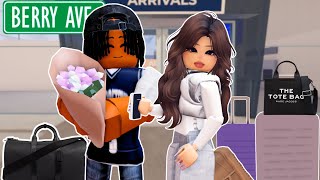 LONG DISTANCE GIRLFRIEND SURPRISED ME! *VOICED* Berry Avenue Roleplay