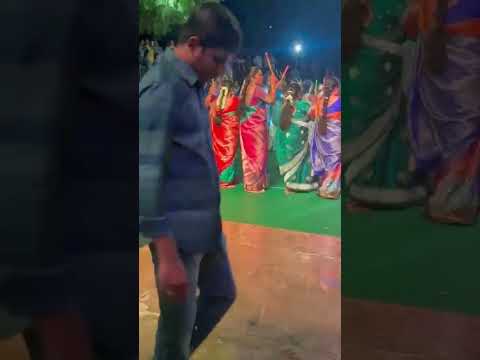 Oo puvvula gumma#bathukamma#dance #subscribe @laasyamudupu2104