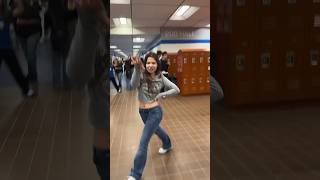 BACKUP DANCERS ATE! #kpop #dance #kpopshorts #kpopdancecover #kpopinpublic #hwasa #school #mamamoo