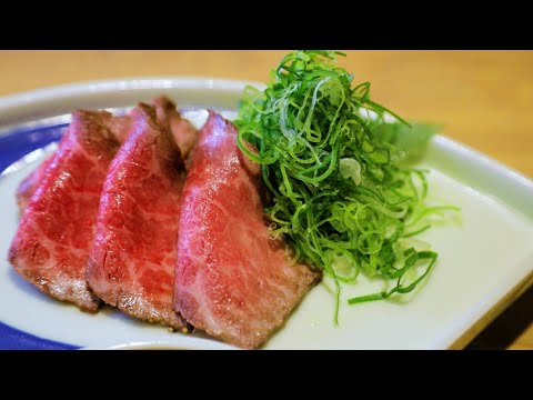 Aged Wagyu roast beef steak is exquisite!