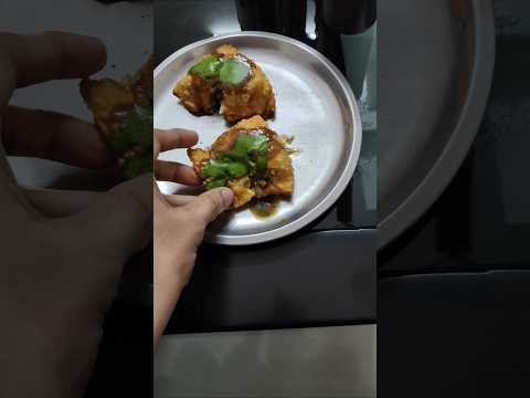 Samosa Love 😘💕🤤😋😍 #love #yummy #song #indore #chaat #shorts