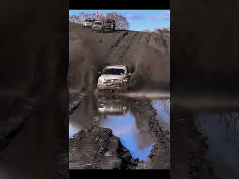 Tank500 Off-Road Performance vs Mud