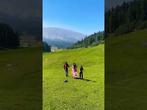 main ab tumhare khayalon mein hoon #kashmir #travel #mountains #bollywood #sonmarg