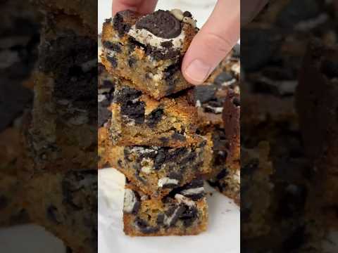 Gluten Free Oreo Blondies | One Bowl, No Mixer!