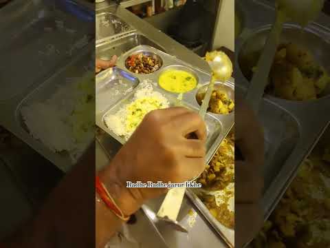 स्वादिष्ट कृष्णा प्रसाद ✨❤️🦚 iskcon temple #food #krishna #food #ytshorts @KrishnBhakt12