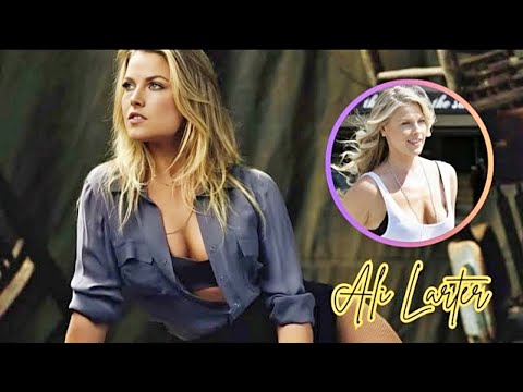 Her Bikini Photos Are A Feast For Your Eyeballs | Ali Larter