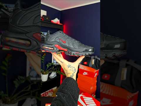 Nike Air Max Plus Premium Shoes 360° #HolidaysWithYouTube #holydayswithyoutube #nikeairmaxplus