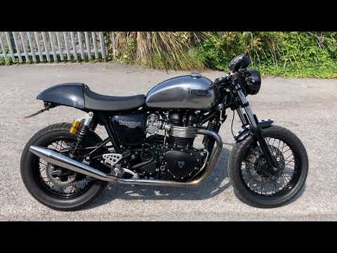 2014 TRIUMPH THRUXTON 900 8-BALL CUSTOM LIVERY, 6002 MILES - WALKAROUND - COMPLETELY MOTORBIKES