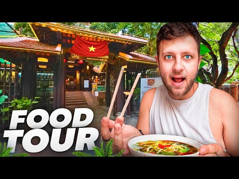 BEST Vietnamese Restaurants in Hoi An! 🇻🇳  (Pho, Bahn Mi, Cau Lao & More!)