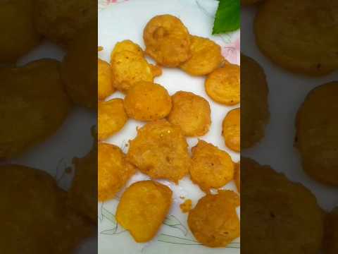 Aloo Bajji #aloobajji #potatobajji #bajjirecipe #aloo #potato #snacks #shorts #trendingshorts #food